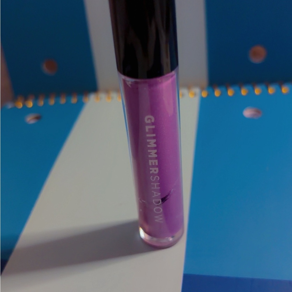 Avon Glimmer Shadow in Vibrant Purple